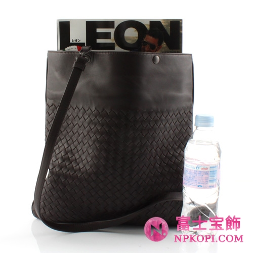 Bottega Veneta/ボッテガ・ヴェネタ  ラムスキン ショルダーバッグ ダークブラウン 233151V00162072